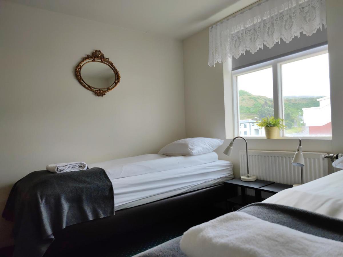 Saudarkrokur 550 Guesthouse מראה חיצוני תמונה