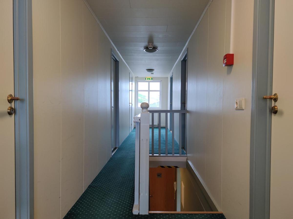 Saudarkrokur 550 Guesthouse מראה חיצוני תמונה